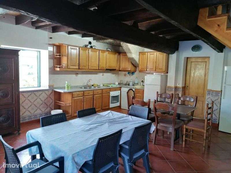 Vendo / Permuto moradia - Grande imagem: 2/7