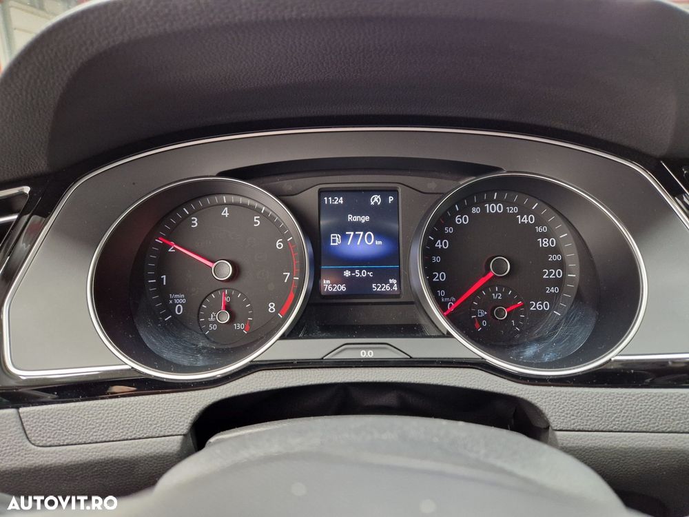 Volkswagen Passat 1.5 TSI ACT DSG Comfortline - 5