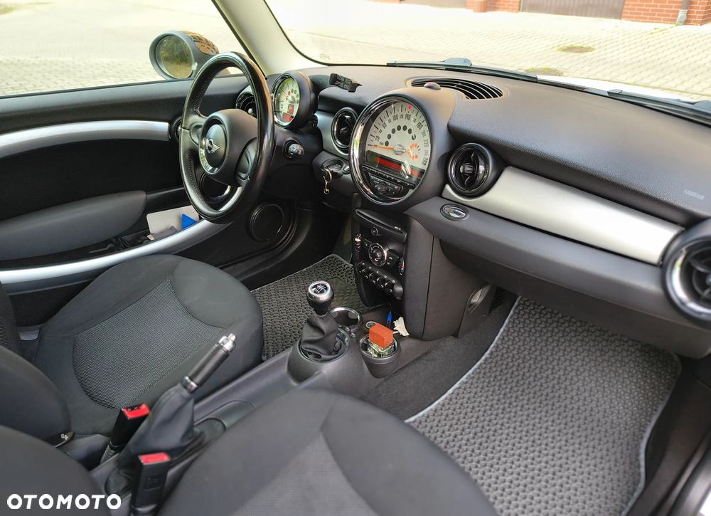 MINI Clubman One D - 5