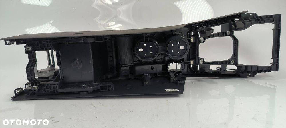 PODŁOKIETNIK VOLKSWAGEN PASSAT B8 R-LINE 3G1863241C - 8