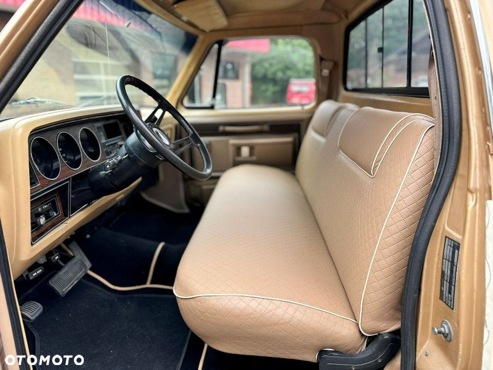 Dodge RAM - 32