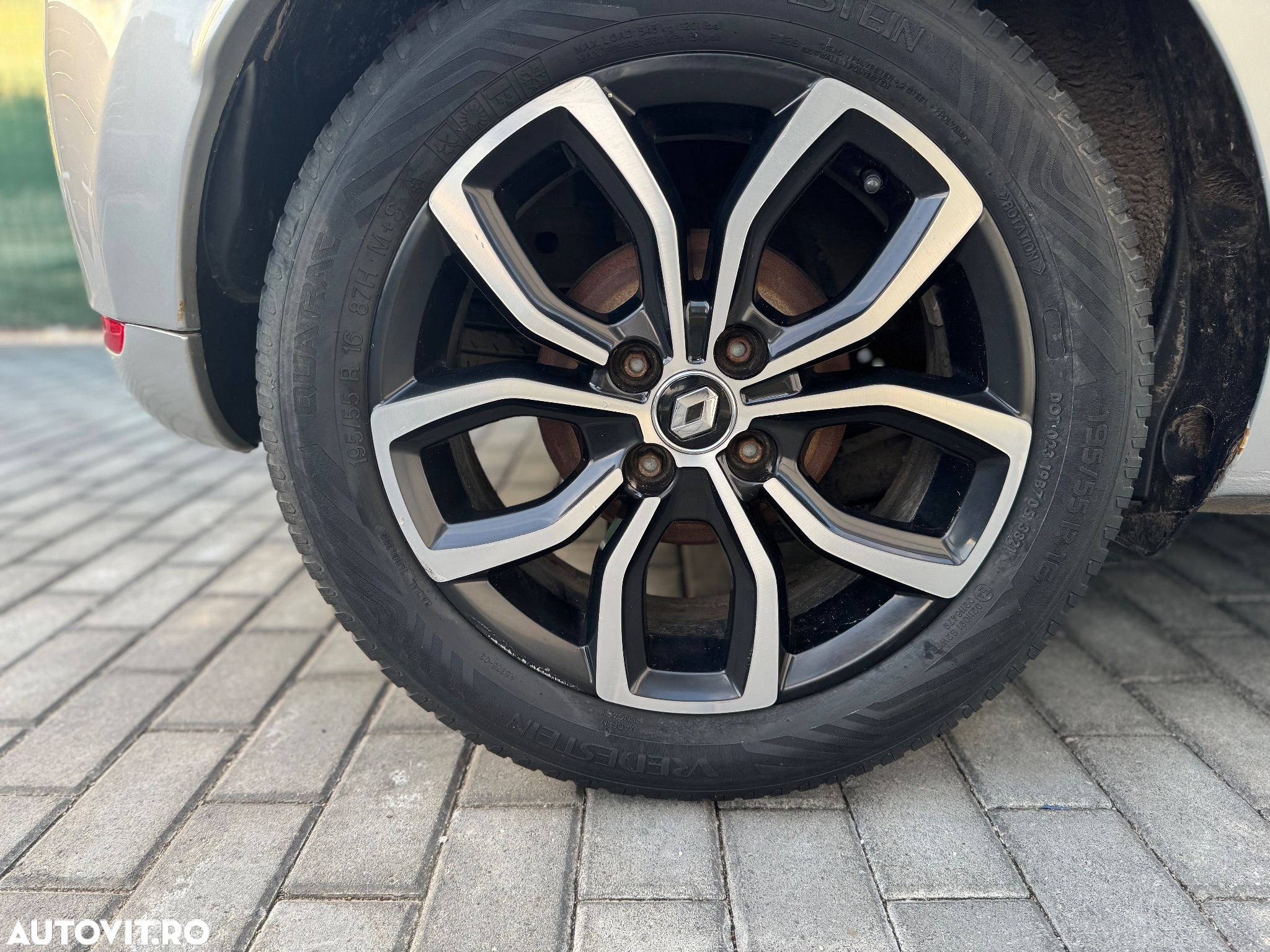 Renault Clio (Energy) dCi 90 Bose Edition - 22