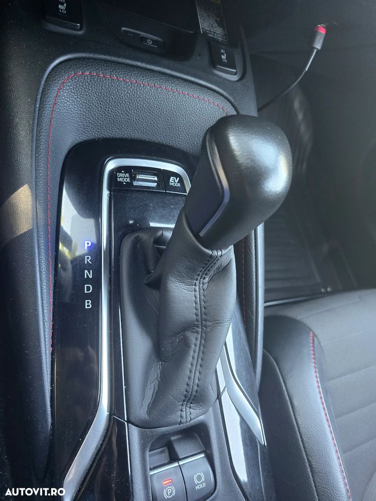 Toyota Corolla - 10