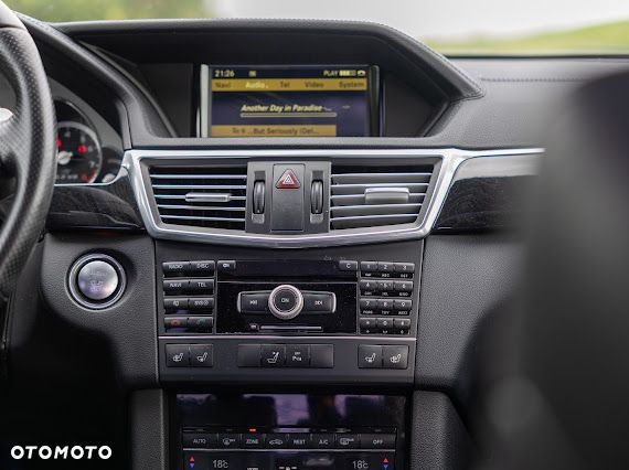 Mercedes-Benz Klasa E 63 AMG AMG Speedshift 7G-MCT - 19