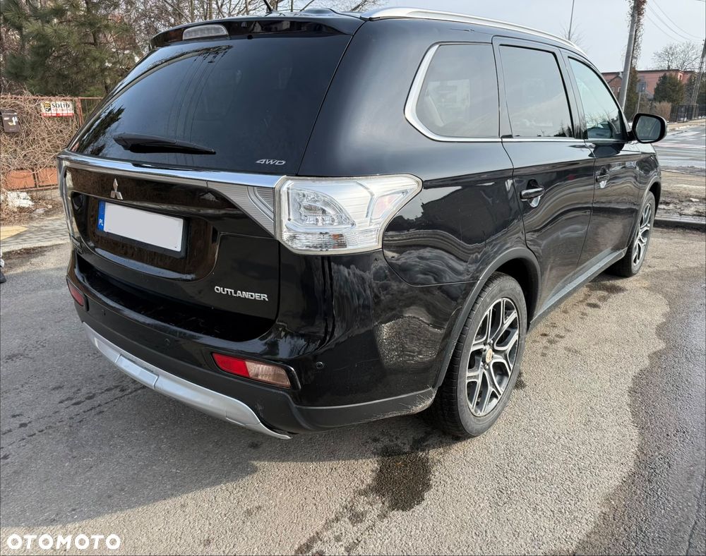 Mitsubishi Outlander 2.0 Intense Comfort 4WD CVT - 9