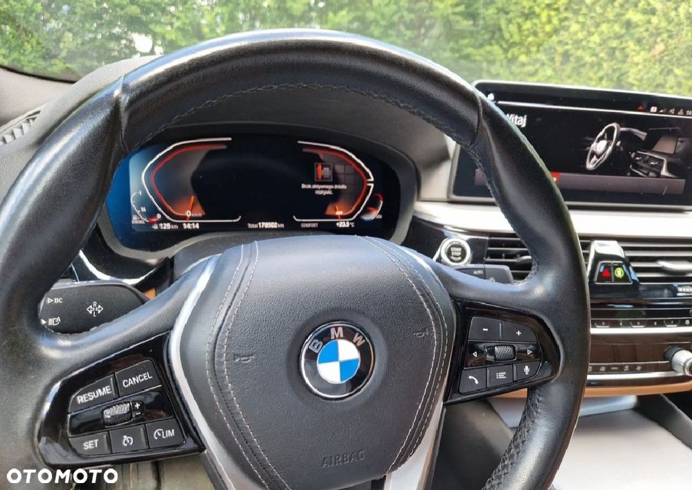 BMW Seria 5 518d - 6