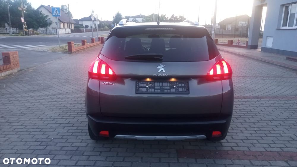 Peugeot 2008 BlueHDi FAP 120 STOP & START EAT6 Crossway - 5