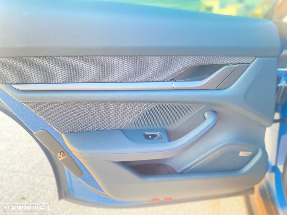 Porsche Taycan Standard - 19