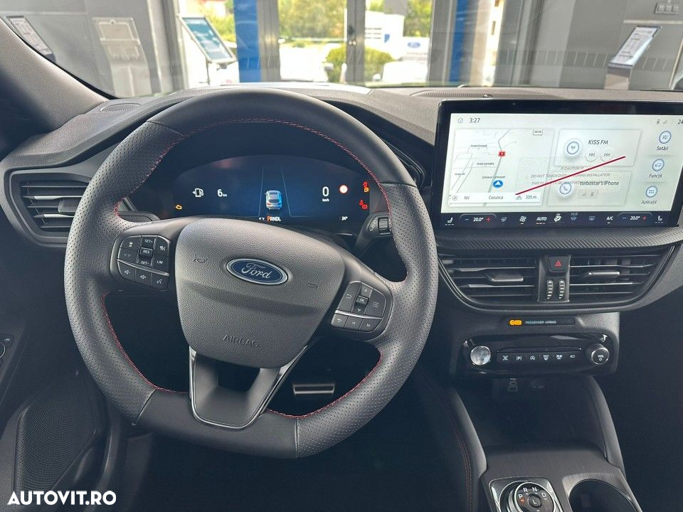 Ford Kuga - 10