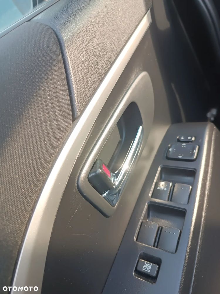 Mazda 5 1.6 CD Exclusive + - 4