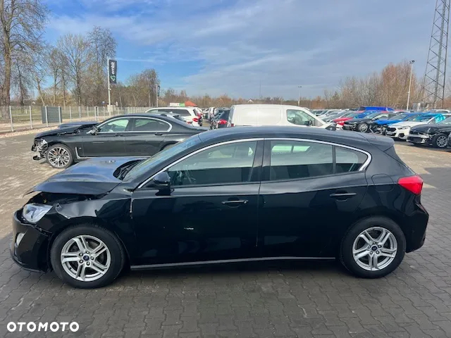 Ford Focus 1.0 EcoBoost Trend - 4