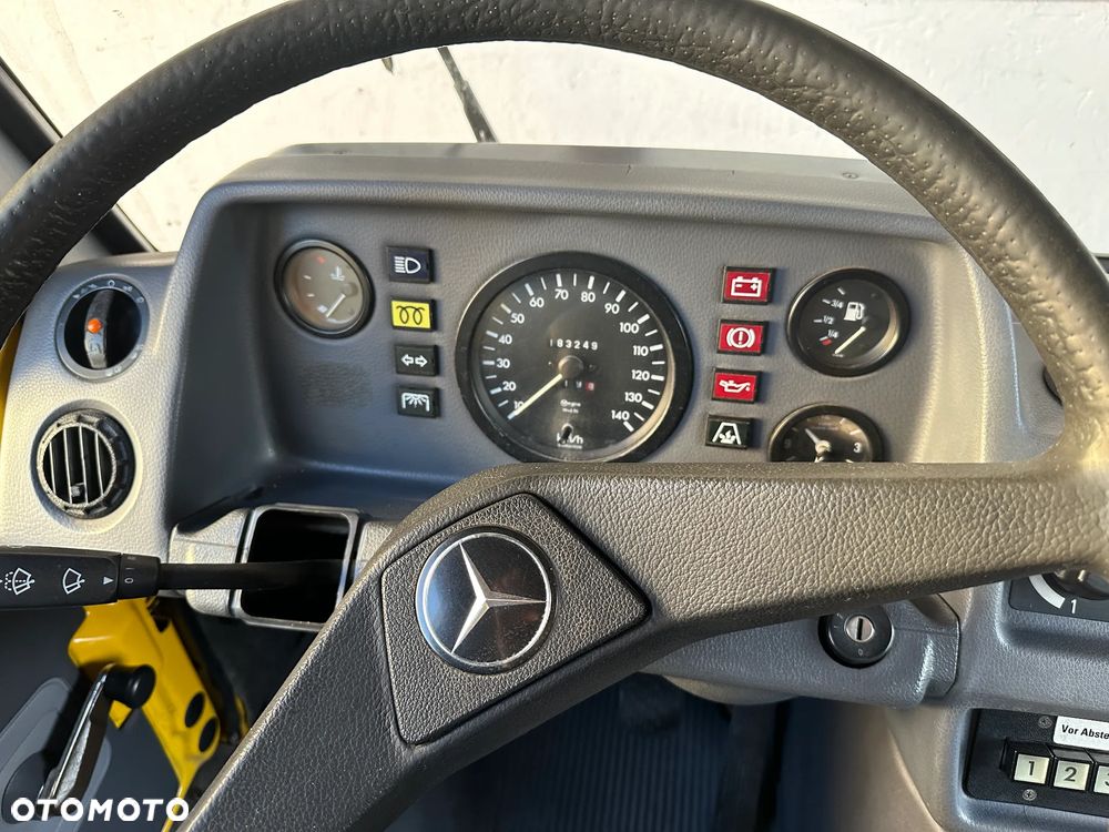 Mercedes-Benz 308D (kaczka) - 13