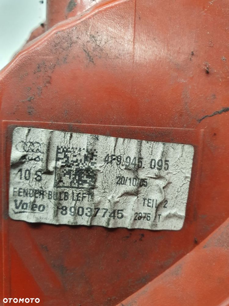 LAMPA LEWY TYŁ W BŁOTNIK AUDI A6 C6 4F9945095 - 5