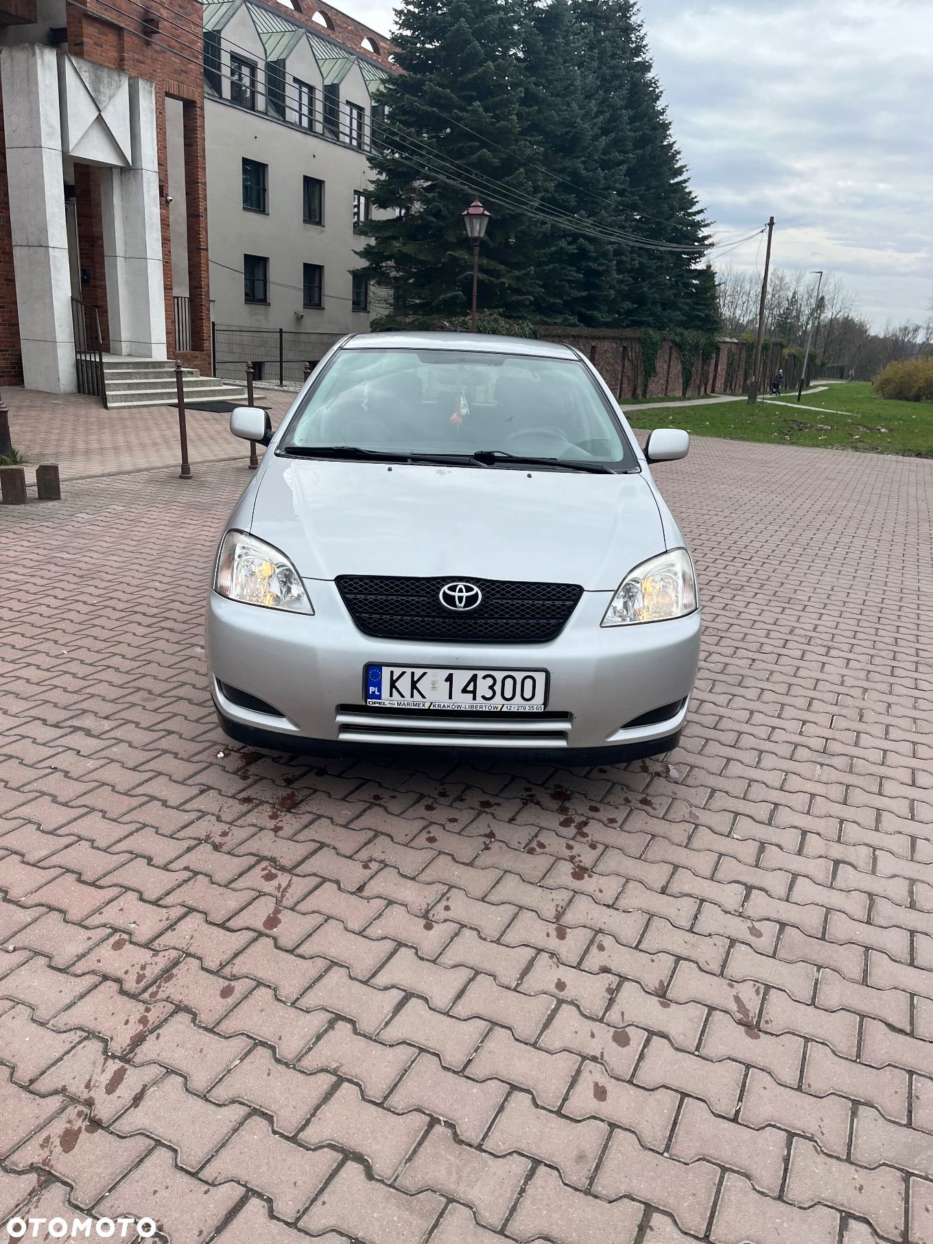 Toyota Corolla 1.4 VVT-i Dynamic - 1