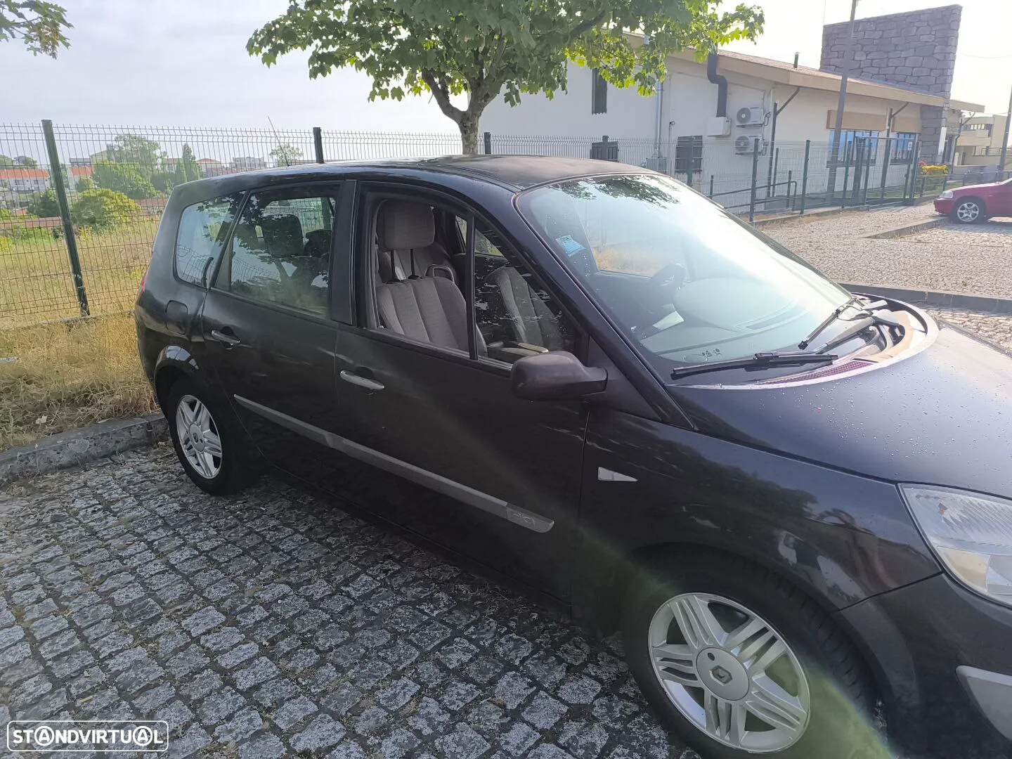 Renault Grand Scénic - 9