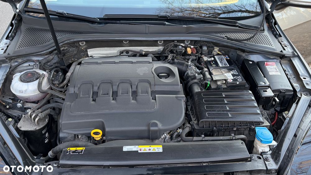 Volkswagen Golf 1.6 TDI BMT Highline - 14