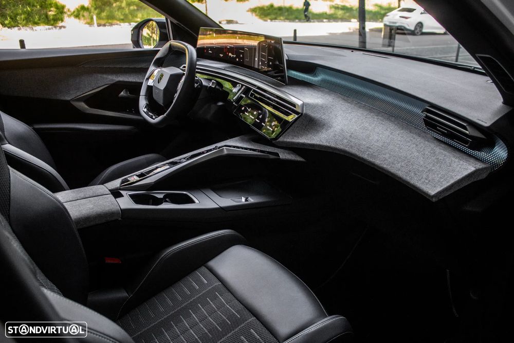 Peugeot 5008 Hybrid 136 e-DSC6 GT - 25