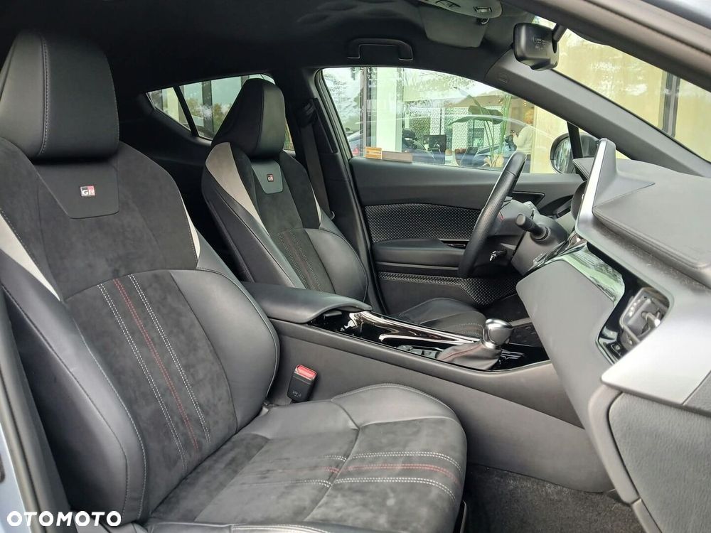 Toyota C-HR 1.8 Hybrid GPF GR Sport - 22