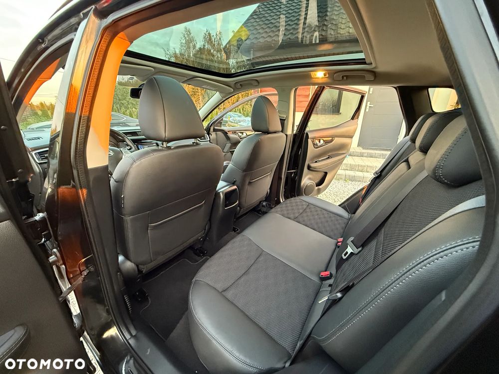 Nissan Qashqai 1.6 DIG-T TEKNA+ - 23