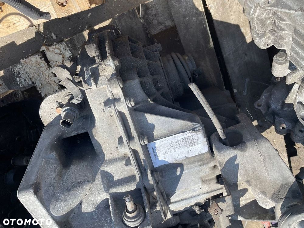 renault master II 2.5 d skrzynia biegów manualna kod- PF1 AA 018 - 2