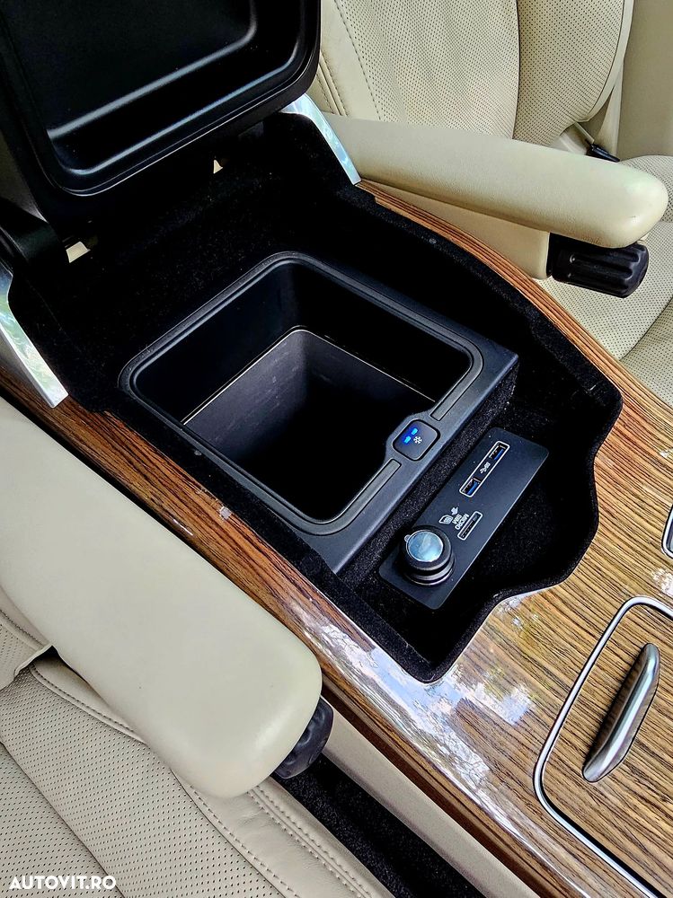 Land Rover Range Rover - 29
