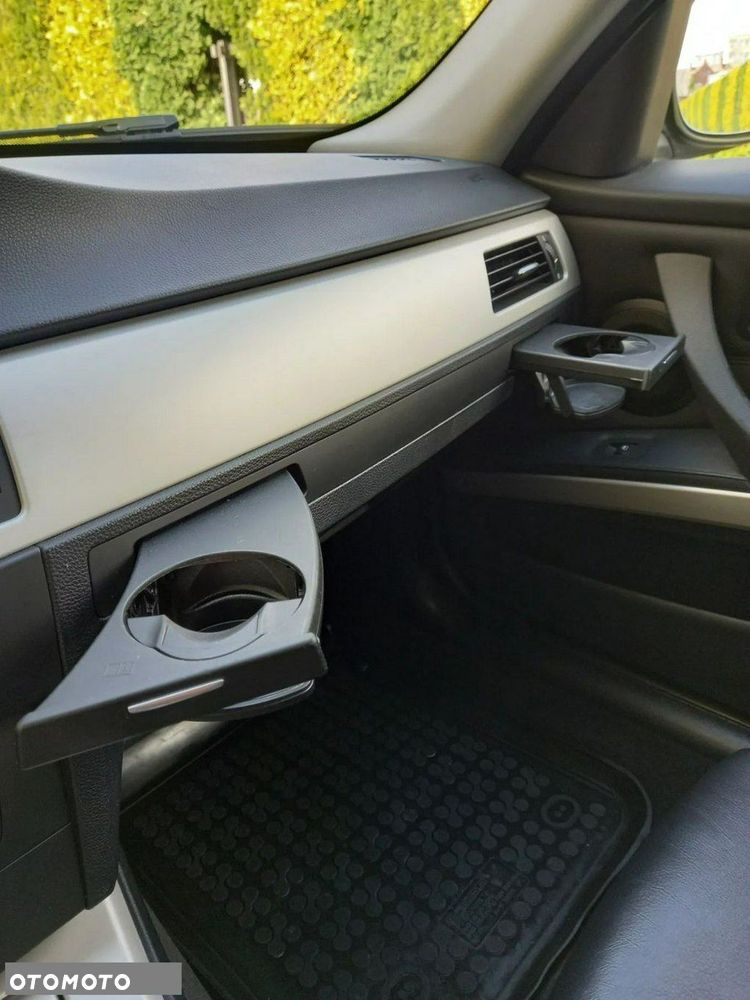 BMW Seria 3 - 33