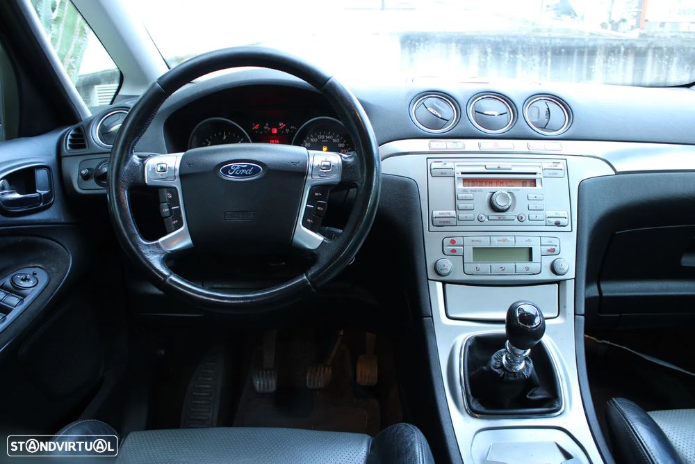 Ford S-Max 1.8 TDCi Titanium 7L - 13