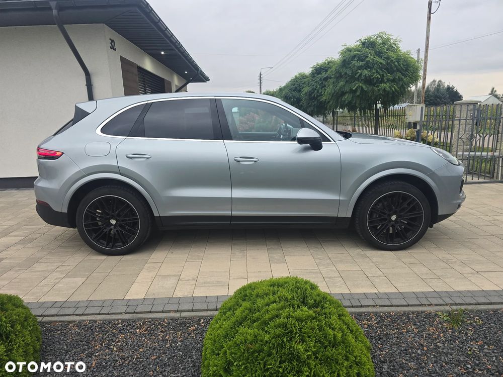 Porsche Cayenne Platinum Edition - 12