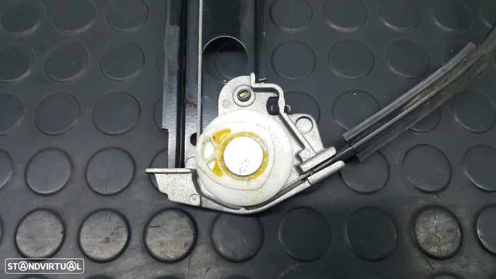 ELEVADOR TRASEIRO ESQUERDO MERCEDES CLASE S (W220) BERLINA 320 CDI (220.026) - 4