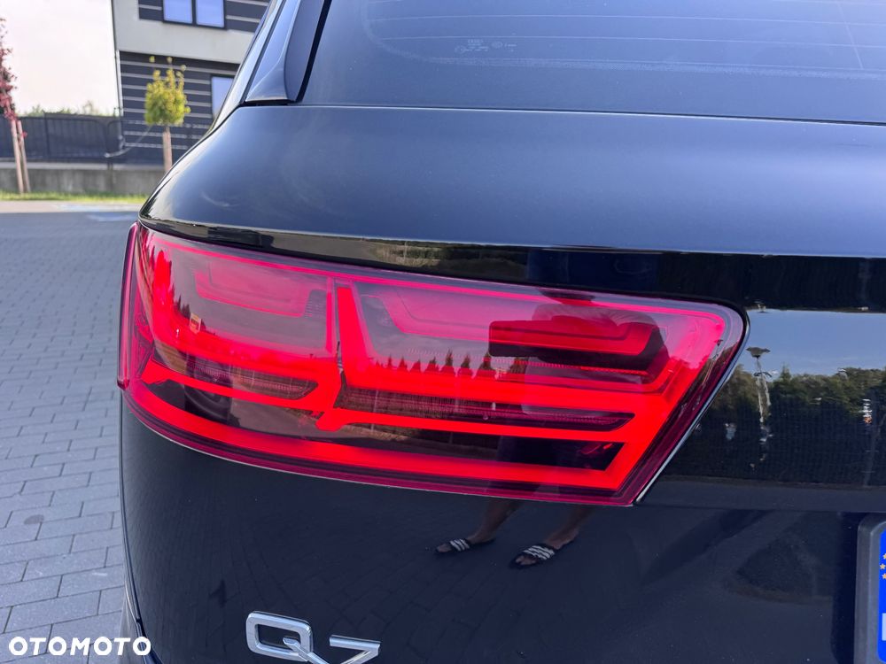 Audi Q7 - 10