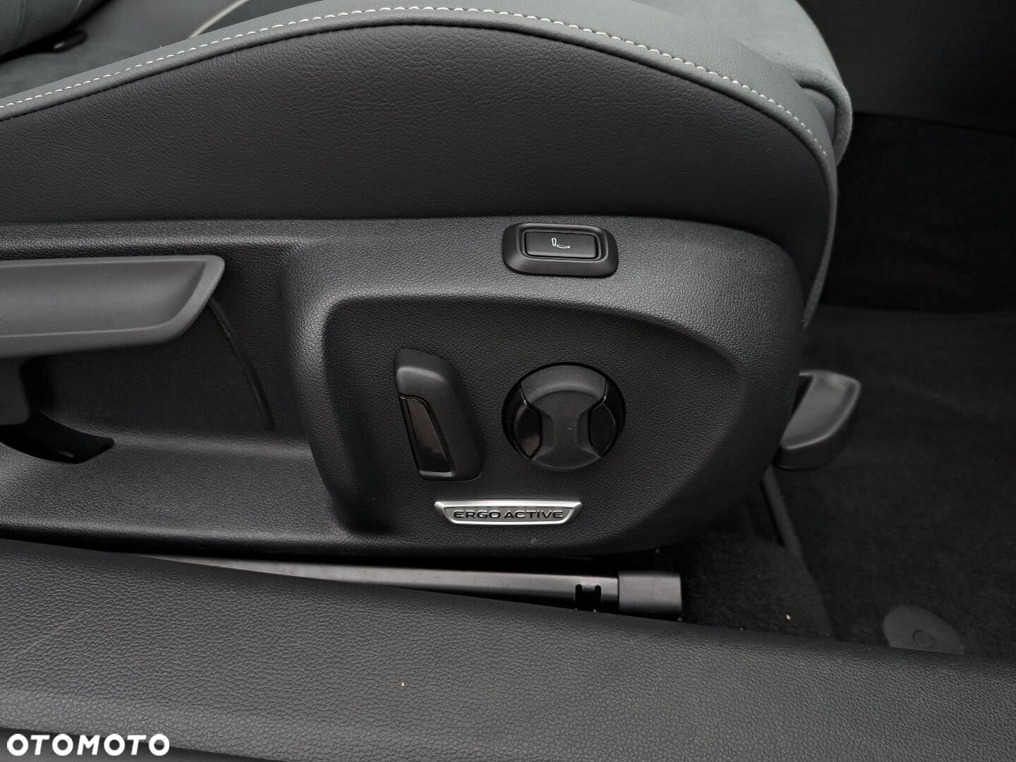 Volkswagen Passat 2.0 TDI SCR Business DSG - 14