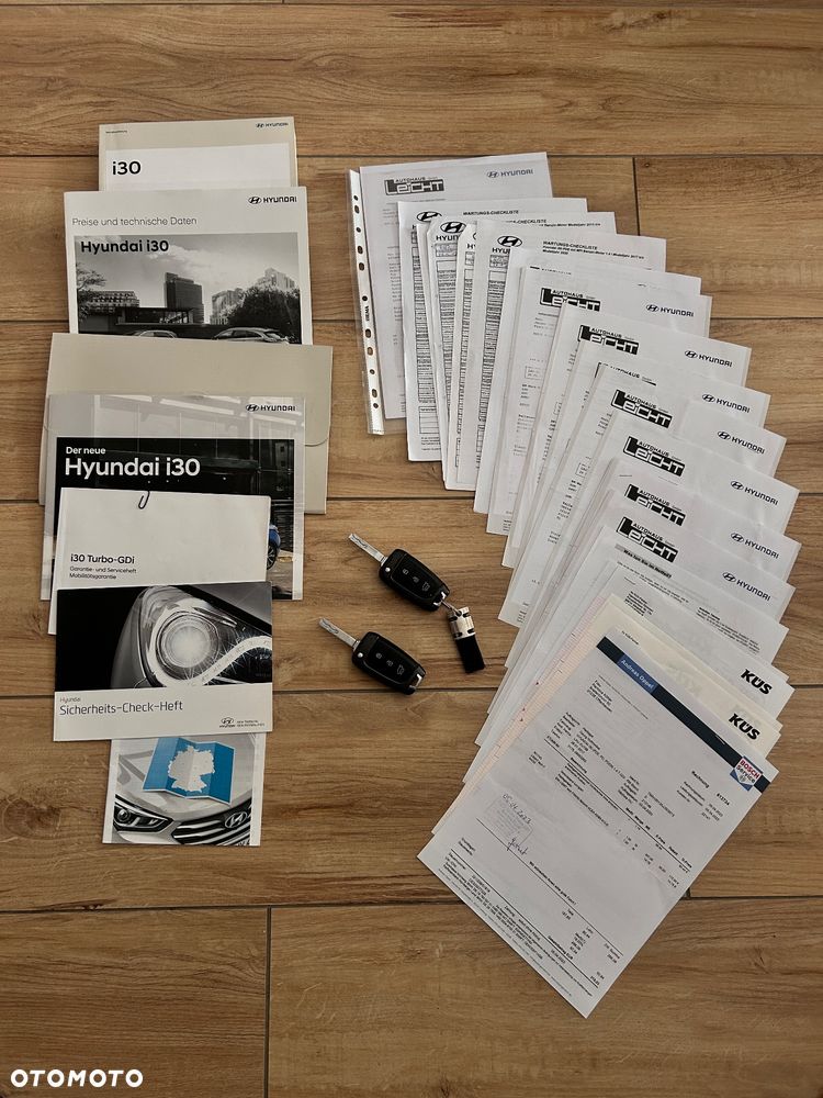 Hyundai i30 1.4 T-GDI Premiere Luxury - 21