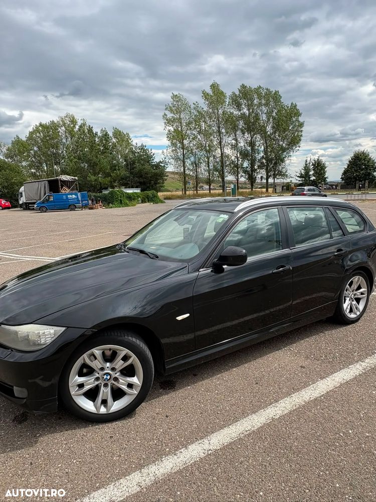 BMW Seria 3 320d xDrive DPF - 4