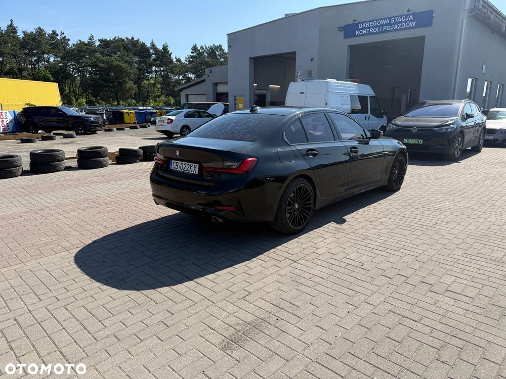 BMW Seria 3 318d - 8