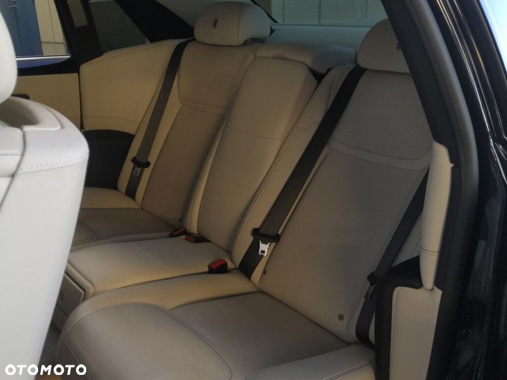 Rolls-Royce Ghost Standard - 6