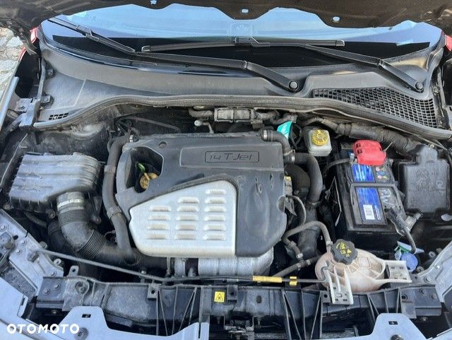 Fiat Tipo 1.4 T-Jet 16v Lounge - 12