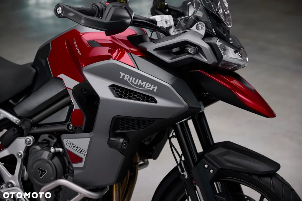 Triumph Tiger - 12