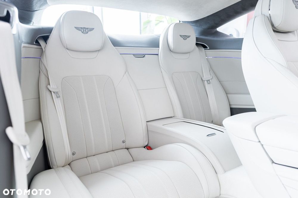 Bentley Continental GT - 38