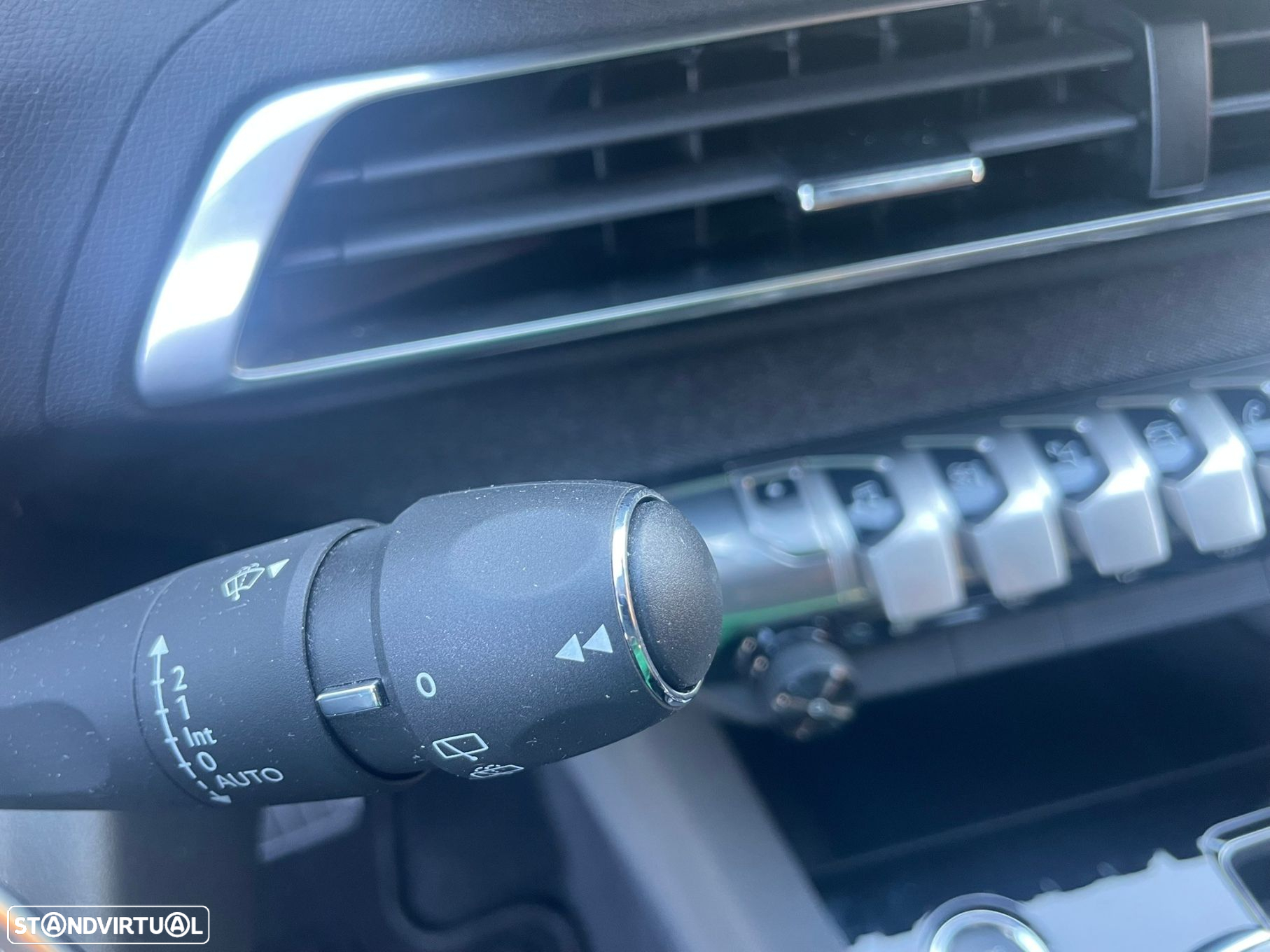 Peugeot 3008 1.6 Hybrid Allure e-EAT8 - 16