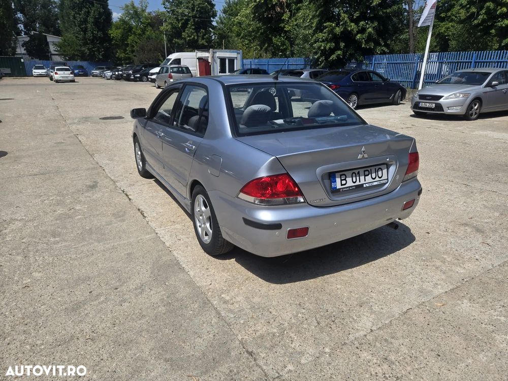Mitsubishi Lancer 1.6 Invite - 5