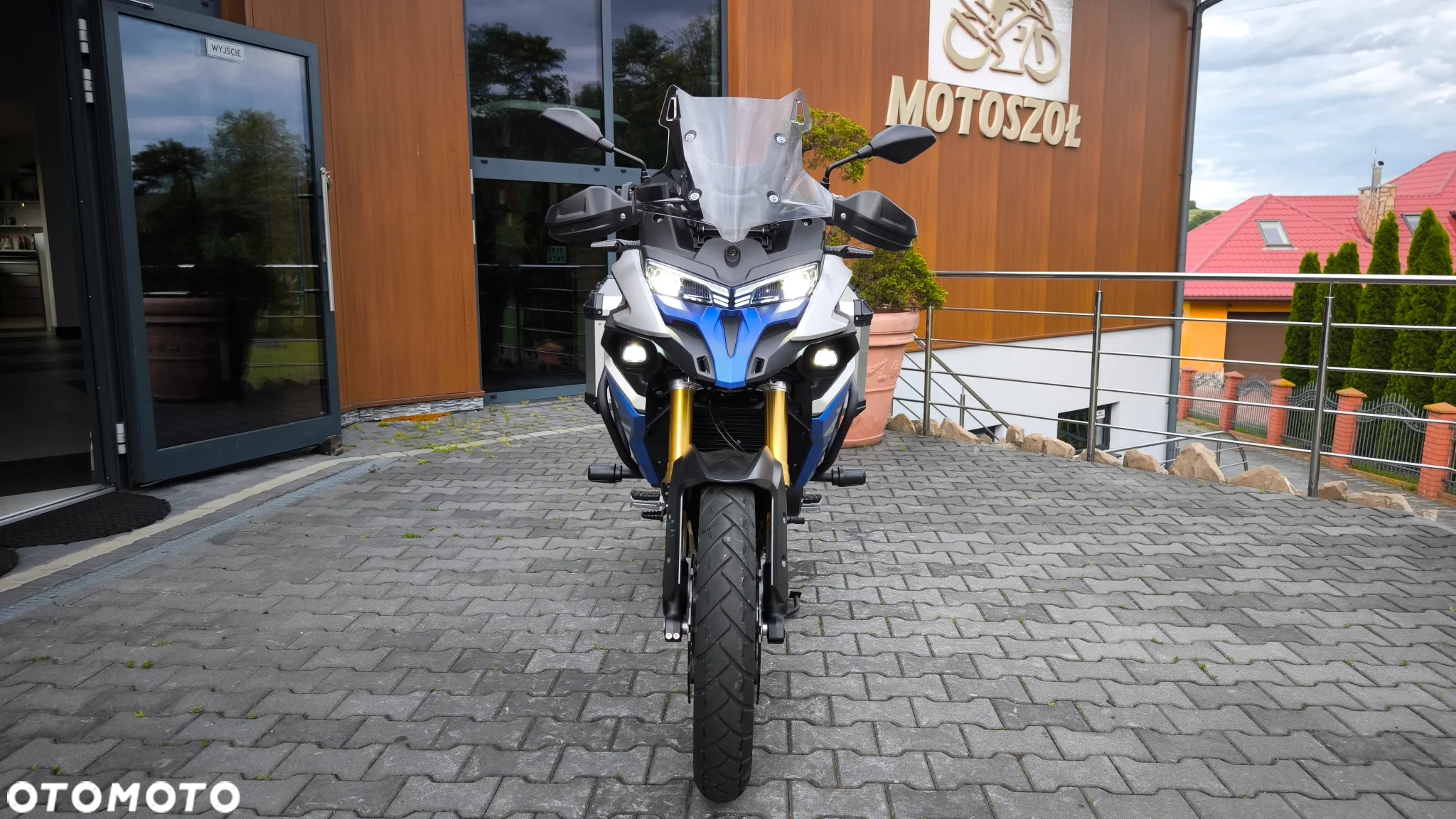 VOGE 525DSX - 7