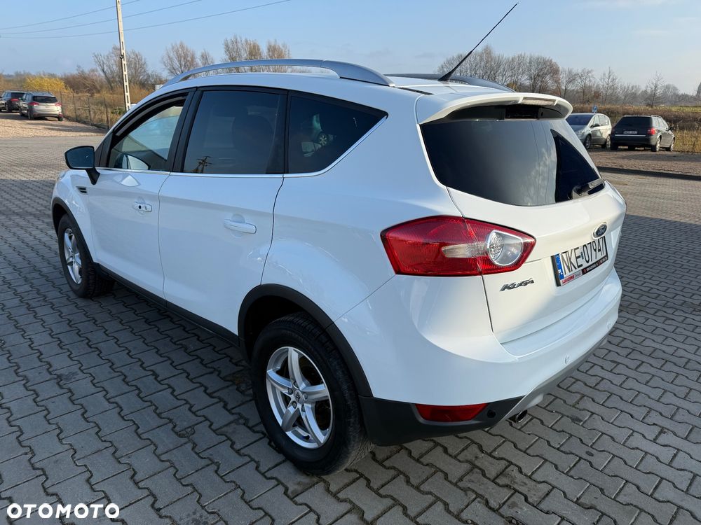Ford Kuga 2.0 TDCi 2x4 Titanium - 7