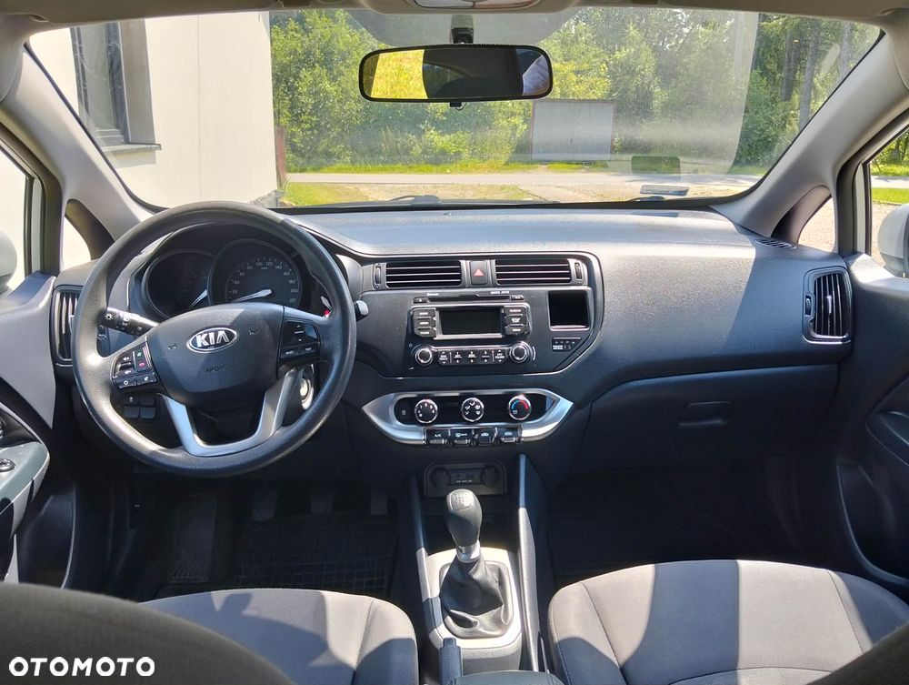 Kia Rio 1.1 crdi M - 9