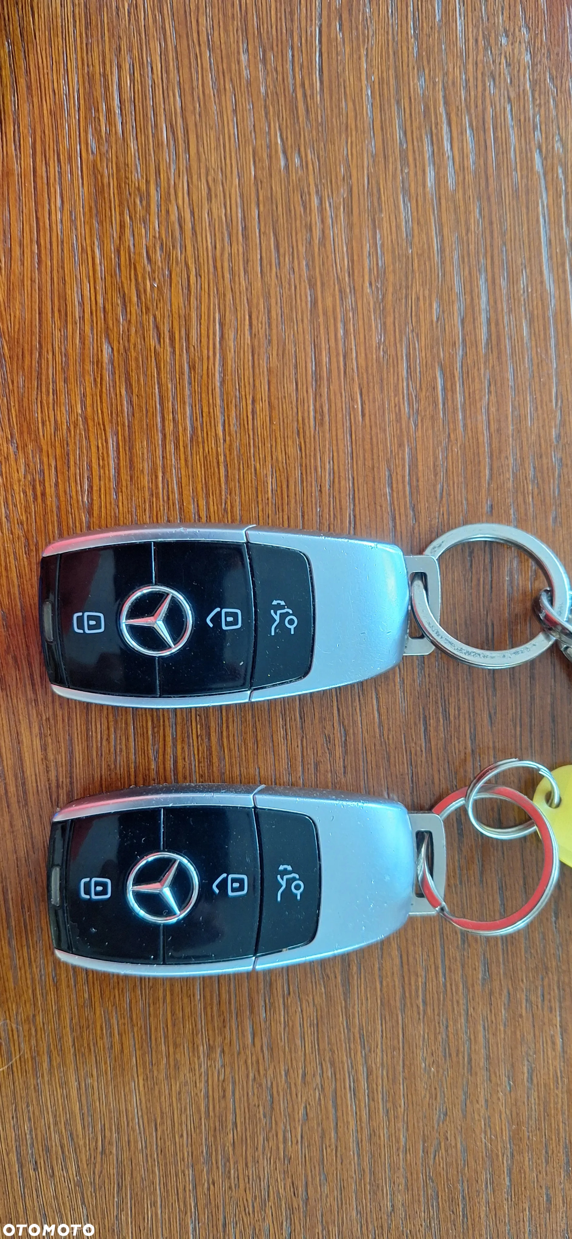 Mercedes-Benz Klasa E 220 d 4Matic T 9G-TRONIC - 30