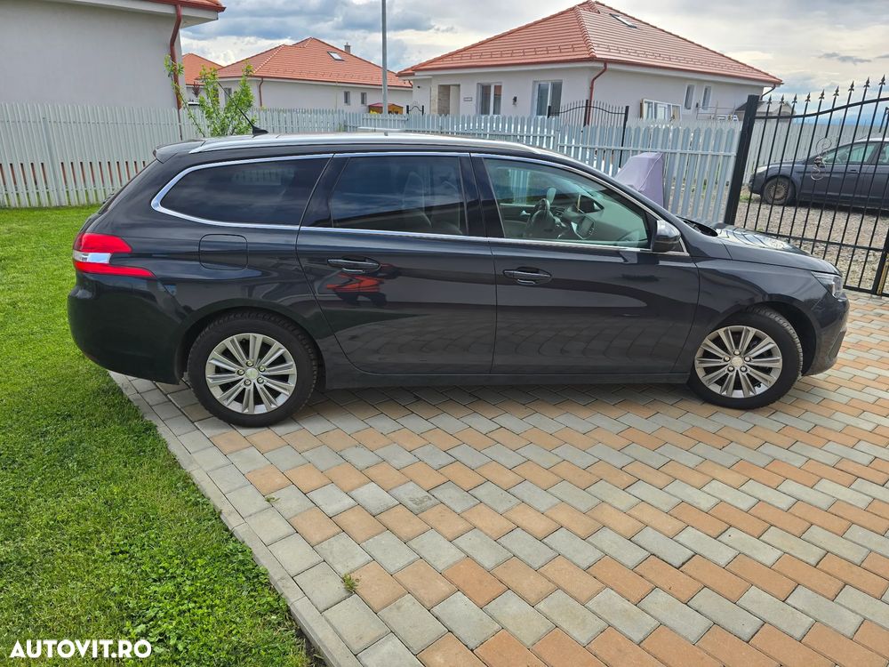 Peugeot 308 BlueHDi 130 Stop & Start Allure Business-Paket - 5
