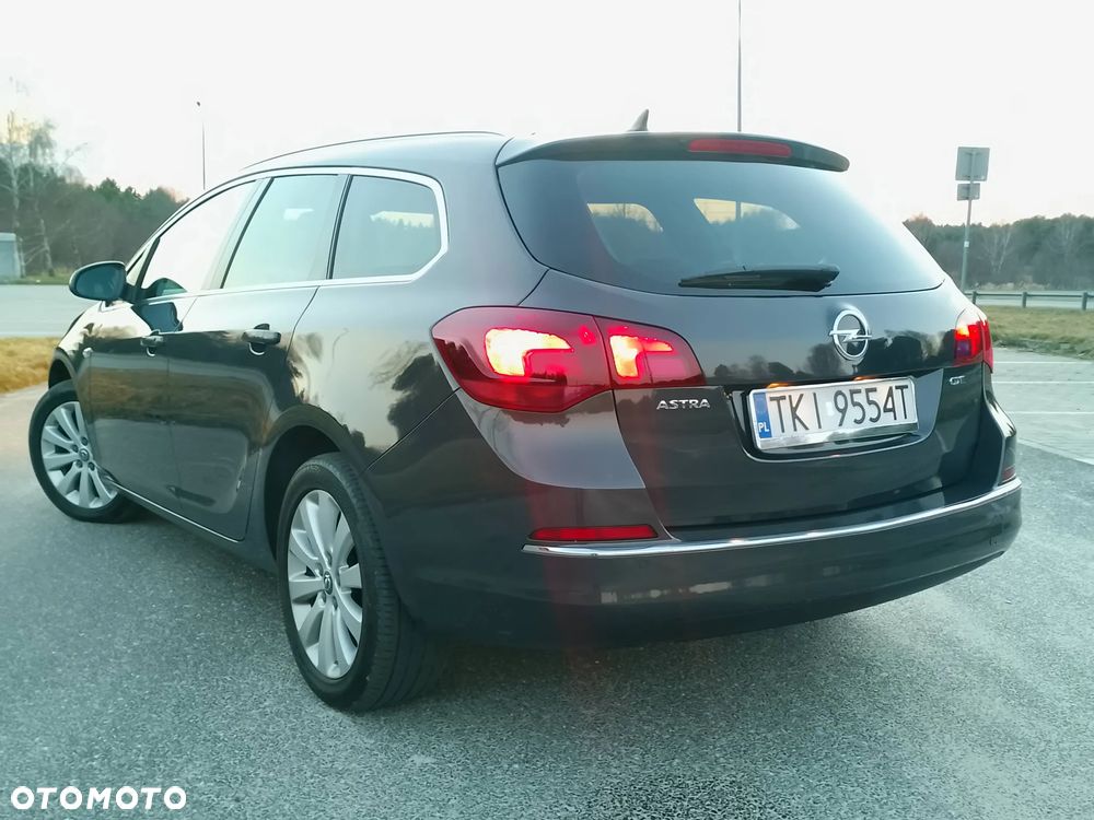 Opel Astra 1.6 CDTI DPF ecoFLEX TourerStart/Stop Exklusiv - 2