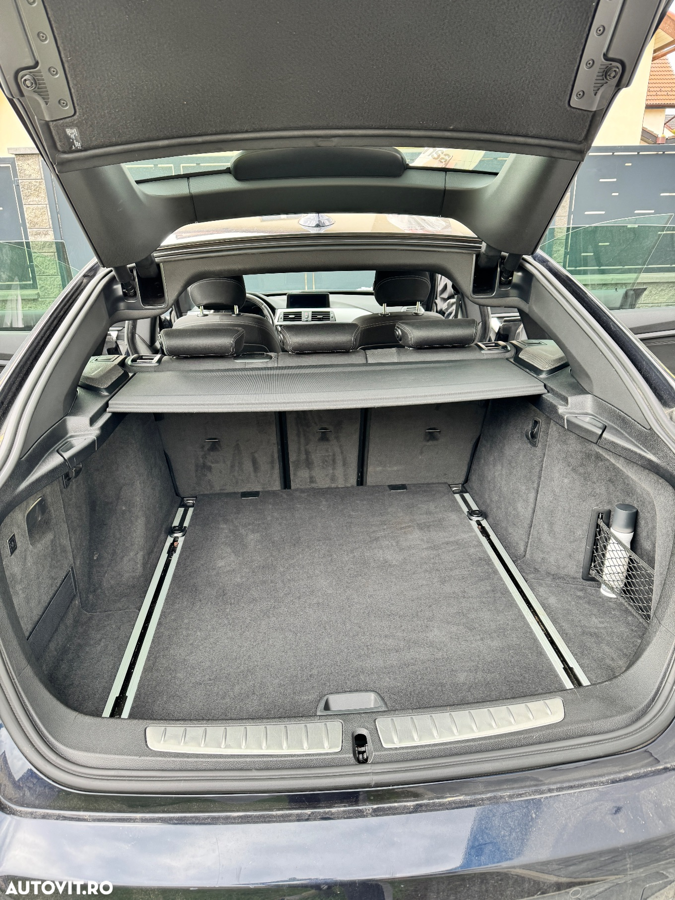 BMW Seria 3 320d GT Aut. - 11