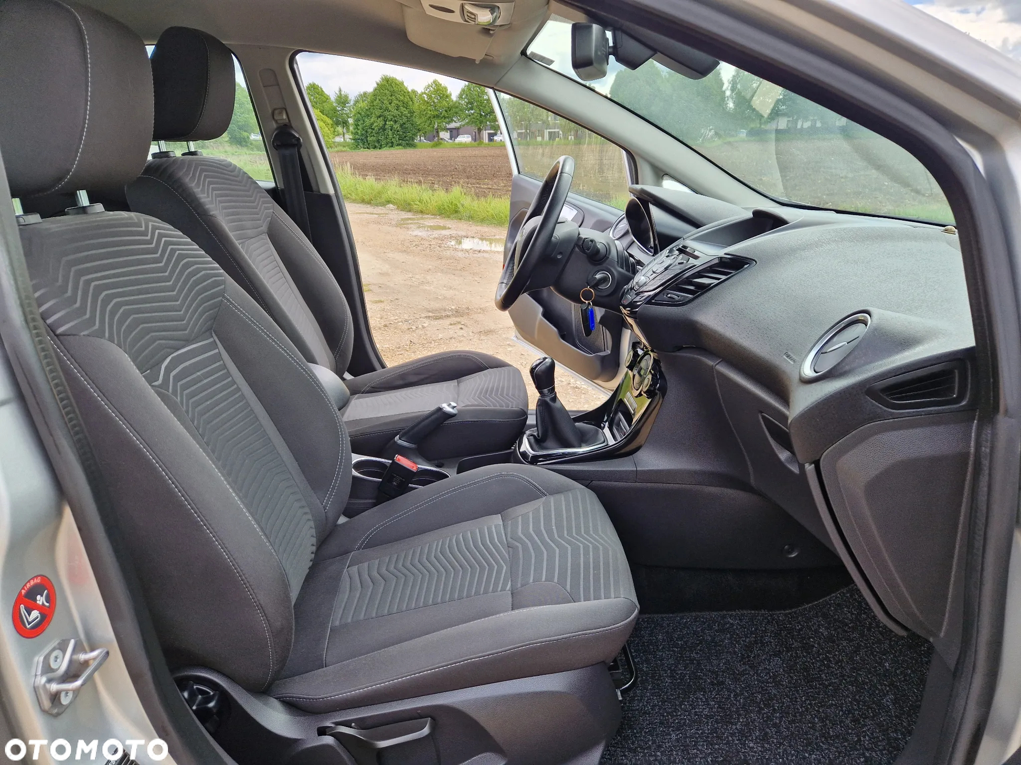 Ford Fiesta 1.0 EcoBoost Titanium - 13