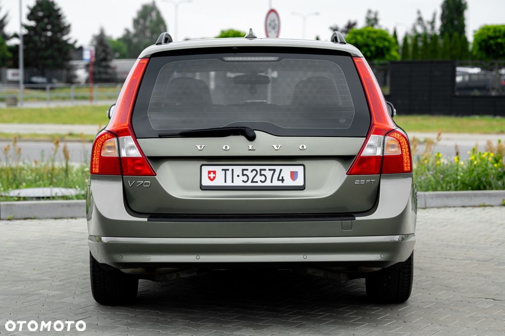 Volvo V70 2.5T Summum - 13