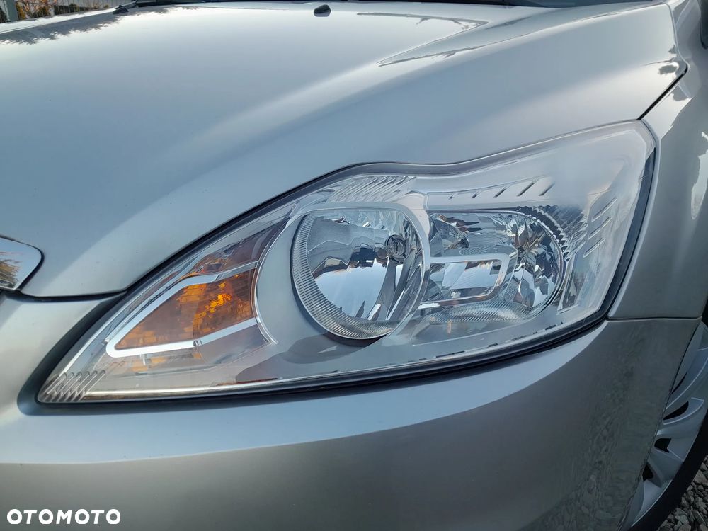 Ford Focus 1.6 TDCi Trend - 11